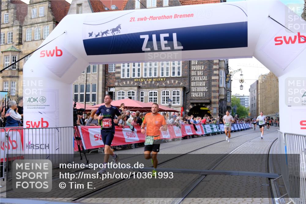 13.09.2026 - 21. swb-Marathon Bremen Tim E. http://msf.ph/oto/10361993 13.09.2026 12:59:28 Ziel 658, 1118, 1508, 1751, 1993, 2651, 3584, 3688, 4096, 4399, 6991, 8383, 8994, 9120, 9329, 9533 meine-sportfotos.de