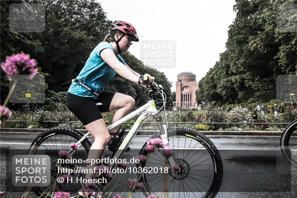 13.09.2026 - Stadtparktriathlon H.Heesch http://msf.ph/oto/10362018 13.09.2026 12:20:42 Radfahren 849, 999, 1007, 1084, 1113 meine-sportfotos.de
