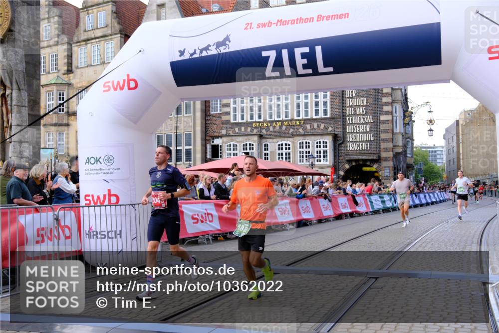 13.09.2026 - 21. swb-Marathon Bremen Tim E. http://msf.ph/oto/10362022 13.09.2026 12:59:28 Ziel 658, 1118, 1508, 1751, 1993, 2651, 3584, 3688, 4096, 4399, 6991, 8383, 8994, 9120, 9329, 9533 meine-sportfotos.de