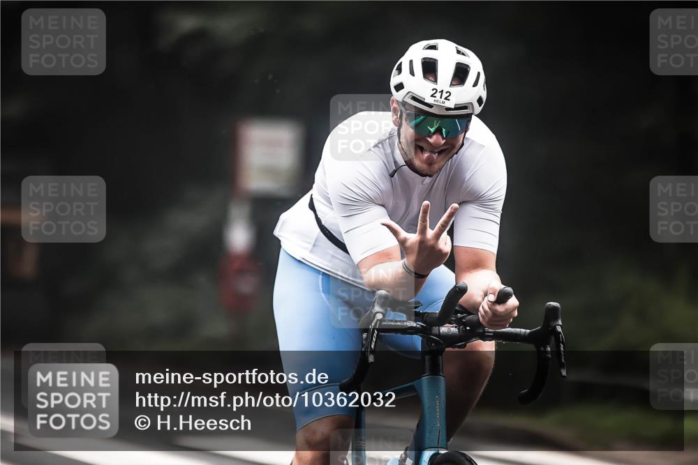 13.09.2026 - Stadtparktriathlon H.Heesch http://msf.ph/oto/10362032 13.09.2026 10:03:58 Radfahren 212 meine-sportfotos.de