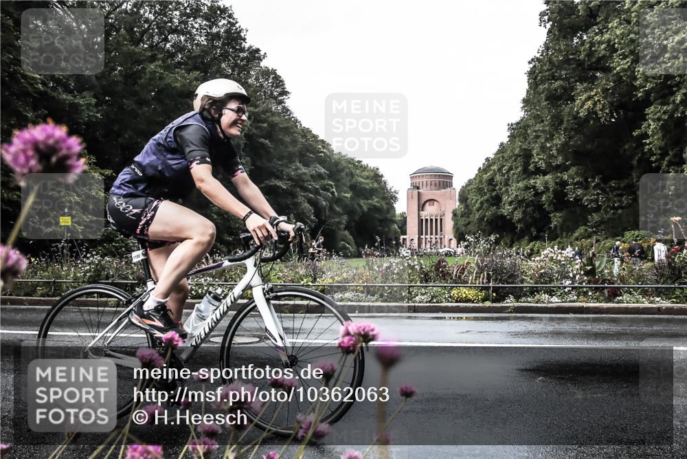 13.09.2026 - Stadtparktriathlon H.Heesch http://msf.ph/oto/10362063 13.09.2026 12:20:49 Radfahren 953, 959, 1017, 1076, 1081, 1108, 1242 meine-sportfotos.de