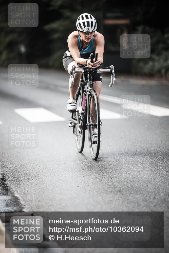 13.09.2026 - Stadtparktriathlon H.Heesch http://msf.ph/oto/10362094 13.09.2026 11:18:23 Radfahren 730, 746, 792, 798, 801 meine-sportfotos.de