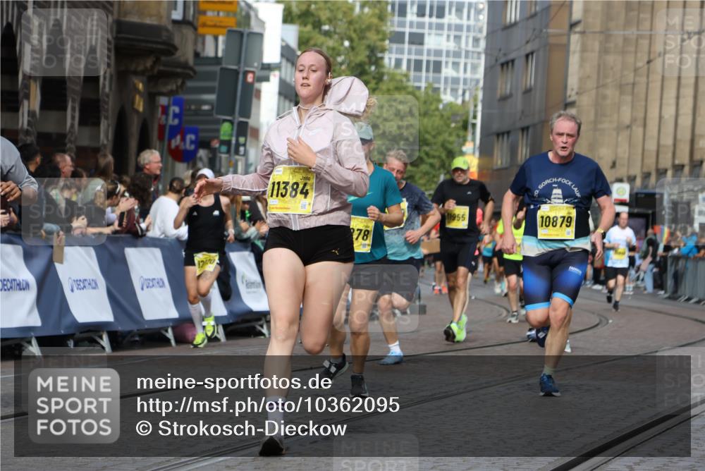 13.09.2026 - 21. swb-Marathon Bremen Strokosch-Dieckow http://msf.ph/oto/10362095 13.09.2026 10:58:39 Ziel 10249, 10494, 10530, 10673, 10750, 10798, 10828, 10914, 11004, 11120, 11131, 11152, 11202, 11295, 11388, 11403, 11420, 11455, 11686, 11750, 11752, 11884, 11906, 11952, 11953, 12017, 12092, 12386, 12387, 12482, 12518, 10254, 10485, 10794, 10832, 10948, 11228, 11488, 11743, 12130, 12176, 12414 meine-sportfotos.de