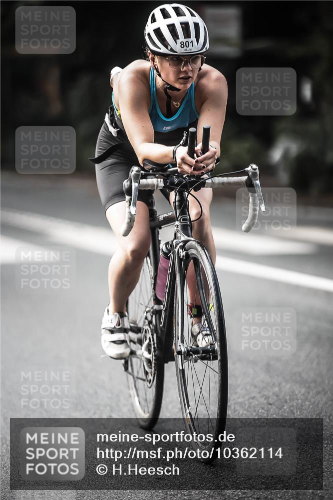13.09.2026 - Stadtparktriathlon H.Heesch http://msf.ph/oto/10362114 13.09.2026 11:18:23 Radfahren 730, 746, 792, 798, 801 meine-sportfotos.de