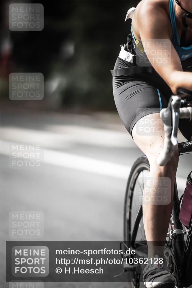 13.09.2026 - Stadtparktriathlon H.Heesch http://msf.ph/oto/10362128 13.09.2026 11:18:23 Radfahren 730, 746, 792, 798, 801 meine-sportfotos.de