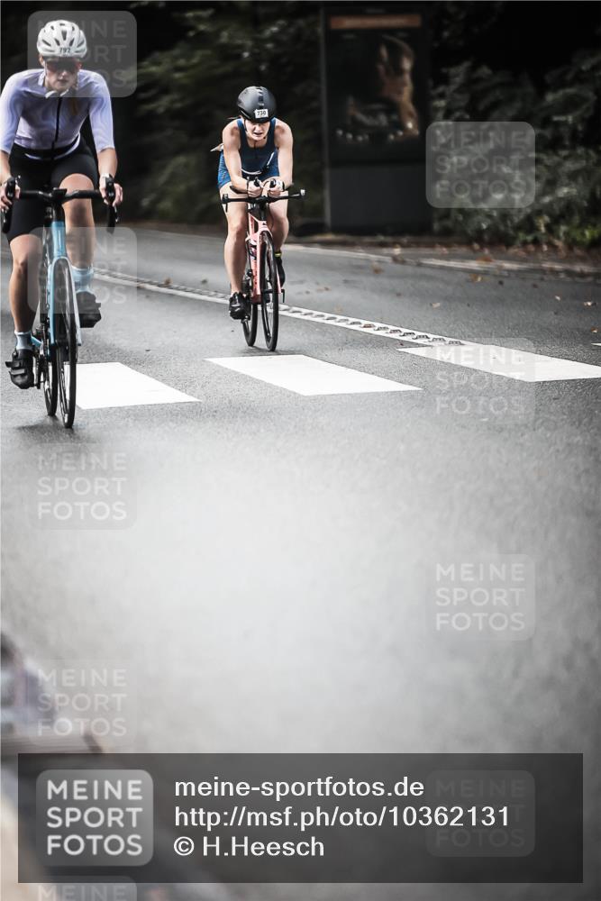 13.09.2026 - Stadtparktriathlon H.Heesch http://msf.ph/oto/10362131 13.09.2026 11:18:28 Radfahren 647, 730, 792, 801, 820, 821 meine-sportfotos.de