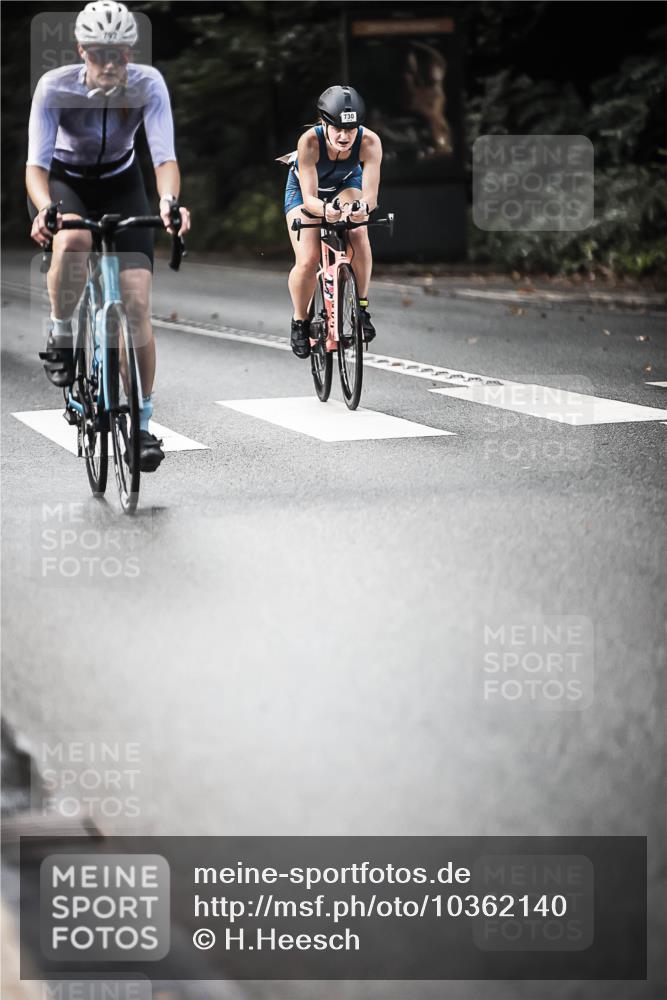 13.09.2026 - Stadtparktriathlon H.Heesch http://msf.ph/oto/10362140 13.09.2026 11:18:28 Radfahren 647, 730, 792, 801, 820, 821 meine-sportfotos.de