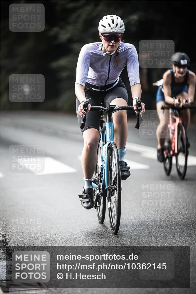 13.09.2026 - Stadtparktriathlon H.Heesch http://msf.ph/oto/10362145 13.09.2026 11:18:29 Radfahren 647, 718, 730, 792, 820, 821 meine-sportfotos.de