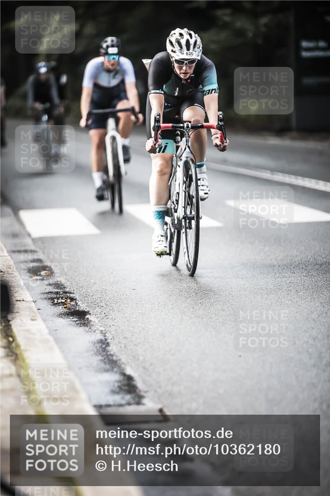 13.09.2026 - Stadtparktriathlon H.Heesch http://msf.ph/oto/10362180 13.09.2026 11:18:32 Radfahren 573, 647, 718, 730, 786, 792, 820, 821 meine-sportfotos.de