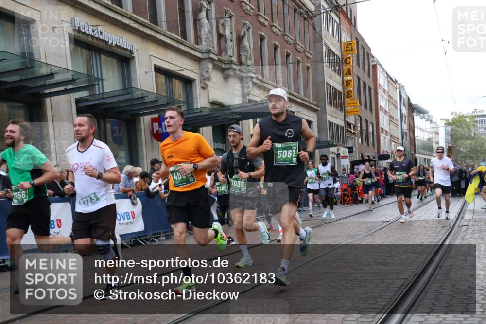 13.09.2026 - 21. swb-Marathon Bremen Strokosch-Dieckow http://msf.ph/oto/10362183 13.09.2026 13:36:25 Ziel 164, 551, 813, 843, 1936, 2275, 2467, 2673, 2731, 2819, 2823, 3067, 3541, 3585, 3635, 3815, 3874, 3998, 4006, 4050, 4182, 4216, 4304, 4335, 4414, 4676, 4892, 5061, 5236, 5355, 5447, 5656, 5781, 5823, 6050, 6269, 6280, 6340, 6408, 6516, 6527, 6568, 6966, 7039, 7229, 7237, 7249, 7344, 7640, 7656, 7765, 7808, 8034, 8498, 8685, 8723, 8790, 9658, 9776, 9807, 10068, 10070, 372, 563, 900, 1072, 1738, 1880, 2339, 2692, 2700, 2931, 2949, 3224, 3291, 3489, 6982 meine-sportfotos.de