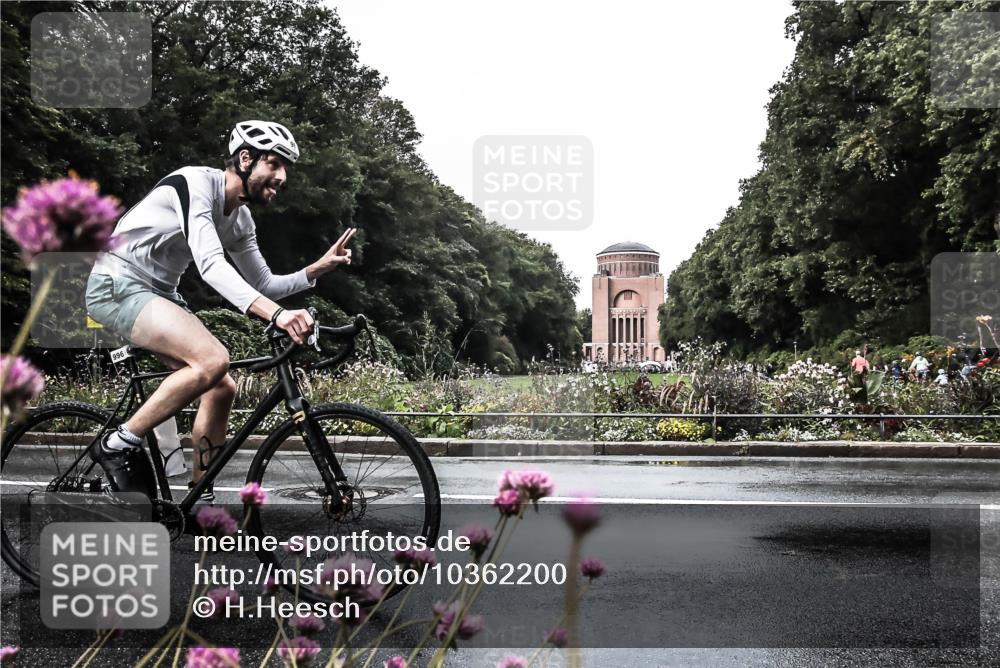 13.09.2026 - Stadtparktriathlon H.Heesch http://msf.ph/oto/10362200 13.09.2026 12:21:31 Radfahren 975, 996, 1109, 1179 meine-sportfotos.de