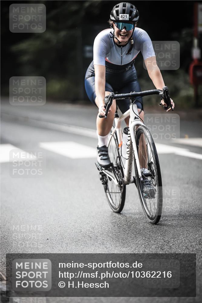 13.09.2026 - Stadtparktriathlon H.Heesch http://msf.ph/oto/10362216 13.09.2026 11:18:33 Radfahren 573, 610, 647, 718, 730, 786, 792, 820, 821 meine-sportfotos.de
