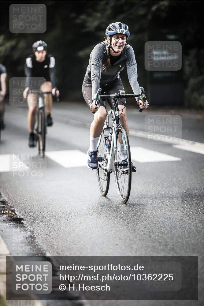 13.09.2026 - Stadtparktriathlon H.Heesch http://msf.ph/oto/10362225 13.09.2026 11:18:35 Radfahren 573, 610, 647, 718, 730, 786, 820, 821 meine-sportfotos.de