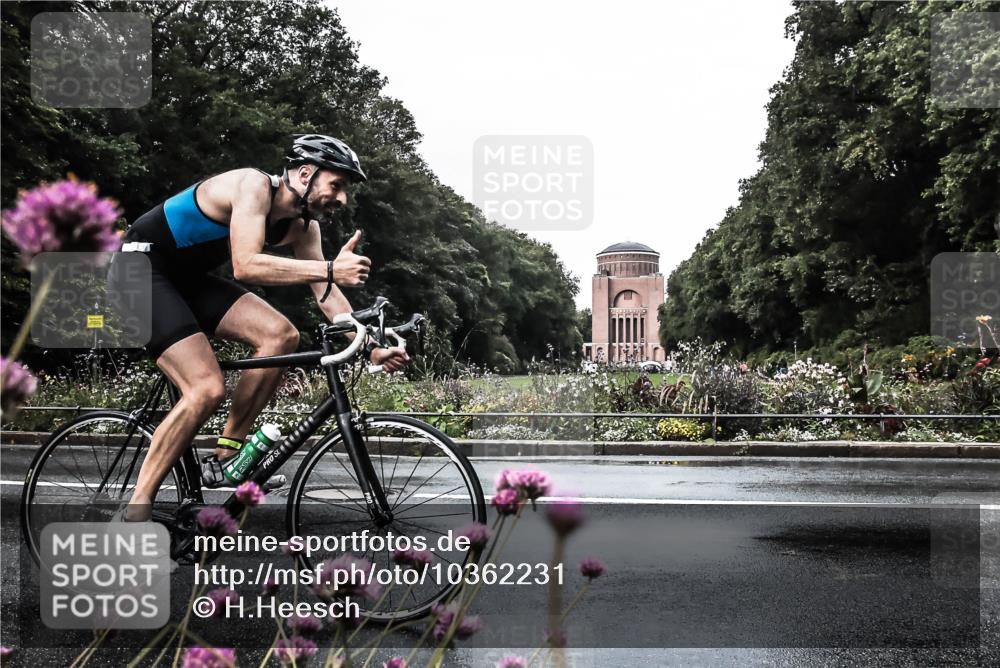 13.09.2026 - Stadtparktriathlon H.Heesch http://msf.ph/oto/10362231 13.09.2026 12:21:46 Radfahren 1009, 1136 meine-sportfotos.de