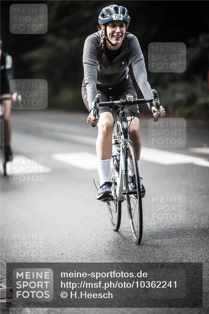 13.09.2026 - Stadtparktriathlon H.Heesch http://msf.ph/oto/10362241 13.09.2026 11:18:35 Radfahren 573, 610, 647, 718, 730, 786, 820, 821 meine-sportfotos.de