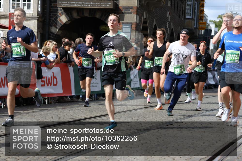 13.09.2026 - 21. swb-Marathon Bremen Strokosch-Dieckow http://msf.ph/oto/10362256 13.09.2026 13:34:24 Ziel 1364, 1656, 2355, 2464, 2727, 3162, 3389, 3522, 3632, 3790, 3984, 4613, 5265, 5341, 5489, 5563, 5587, 5768, 6090, 6151, 6350, 6405, 6509, 6623, 7047, 7113, 7303, 7431, 7897, 7988, 8025, 8512, 8641, 8870, 8910, 9905, 10058, 13118, 784, 809, 1307, 1395, 1871, 2215, 2831, 3029, 3052, 3058, 3318, 3388, 3409, 3890, 4537, 4616, 5378, 5488, 5566, 5694, 5760, 6255, 7168, 7833, 7962, 8381, 8453, 9751, 9788, 13112 meine-sportfotos.de