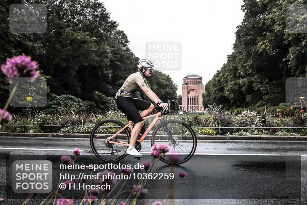 13.09.2026 - Stadtparktriathlon H.Heesch http://msf.ph/oto/10362259 13.09.2026 12:22:00 Radfahren 957, 1035, 1069, 1127, 1156, 1163 meine-sportfotos.de