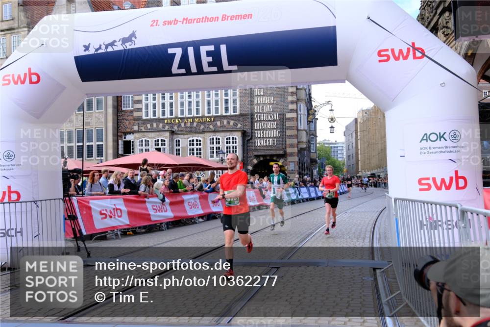 13.09.2026 - 21. swb-Marathon Bremen Tim E. http://msf.ph/oto/10362277 13.09.2026 12:59:40 Ziel 658, 1248, 1508, 1751, 1800, 1993, 2651, 3251, 4096, 8383, 9533 meine-sportfotos.de