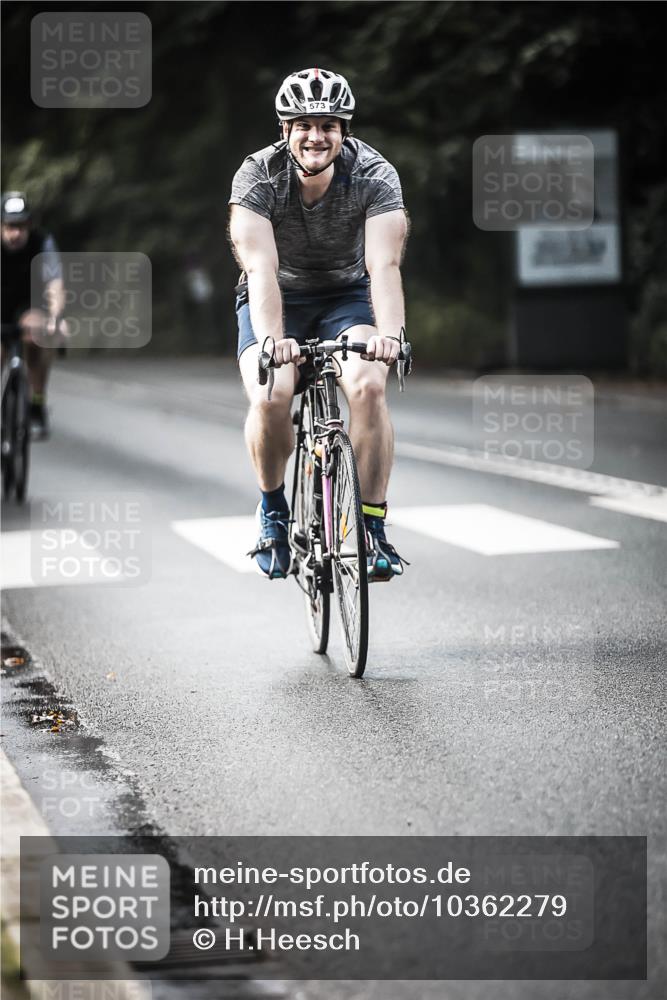 13.09.2026 - Stadtparktriathlon H.Heesch http://msf.ph/oto/10362279 13.09.2026 11:18:37 Radfahren 573, 610, 647, 718, 754, 786, 820, 821 meine-sportfotos.de