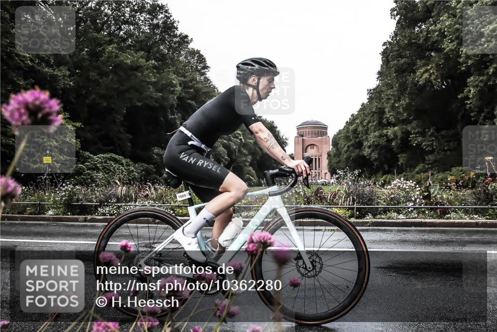 13.09.2026 - Stadtparktriathlon H.Heesch http://msf.ph/oto/10362280 13.09.2026 12:22:04 Radfahren 956, 1035, 1055, 1069, 1116, 1156, 1163 meine-sportfotos.de