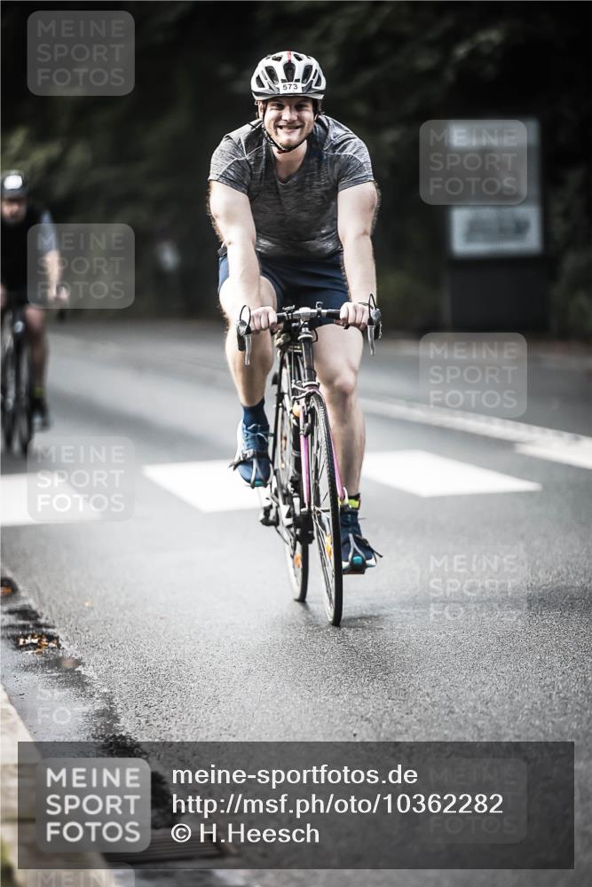 13.09.2026 - Stadtparktriathlon H.Heesch http://msf.ph/oto/10362282 13.09.2026 11:18:37 Radfahren 573, 610, 647, 718, 754, 786, 820, 821 meine-sportfotos.de