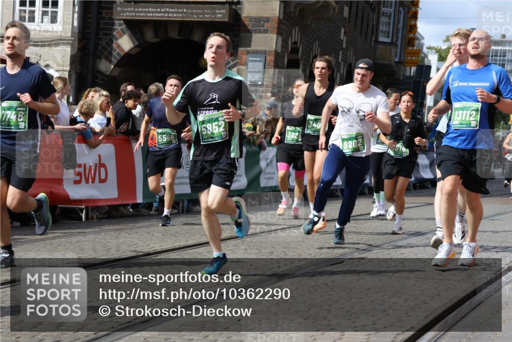 13.09.2026 - 21. swb-Marathon Bremen Strokosch-Dieckow http://msf.ph/oto/10362290 13.09.2026 13:34:24 Ziel 1364, 1656, 2355, 2464, 2727, 3162, 3389, 3522, 3632, 3790, 3984, 4613, 5265, 5341, 5489, 5563, 5587, 5768, 6090, 6151, 6350, 6405, 6509, 6623, 7047, 7113, 7303, 7431, 7897, 7988, 8025, 8512, 8641, 8870, 8910, 9905, 10058, 13118, 784, 809, 1307, 1395, 1871, 2215, 2831, 3029, 3052, 3058, 3318, 3388, 3409, 3890, 4537, 4616, 5378, 5488, 5566, 5694, 5760, 6255, 7168, 7833, 7962, 8381, 8453, 9751, 9788, 13112 meine-sportfotos.de