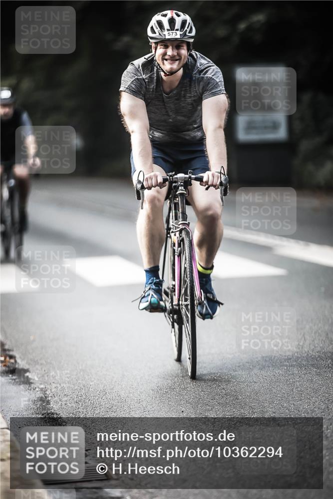 13.09.2026 - Stadtparktriathlon H.Heesch http://msf.ph/oto/10362294 13.09.2026 11:18:37 Radfahren 573, 610, 647, 718, 754, 786, 820, 821 meine-sportfotos.de