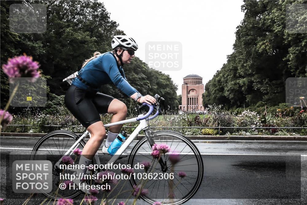13.09.2026 - Stadtparktriathlon H.Heesch http://msf.ph/oto/10362306 13.09.2026 12:22:08 Radfahren 956, 1006, 1055, 1100, 1116 meine-sportfotos.de