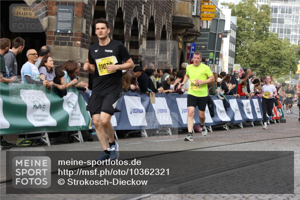 13.09.2026 - 21. swb-Marathon Bremen Strokosch-Dieckow http://msf.ph/oto/10362321 13.09.2026 10:58:47 Ziel 10530, 10878, 10879, 11004, 11131, 11152, 11189, 11202, 11384, 11403, 11455, 11686, 11750, 11906, 11953, 11955, 12092, 12180, 12237, 12320, 12499, 12505, 12518, 10254, 10383, 10427, 10477, 10485, 10787, 10794, 10832, 10843, 10948, 11034, 11267, 11278, 11602, 12015, 12127, 12130, 12131, 12176, 12271, 12414 meine-sportfotos.de