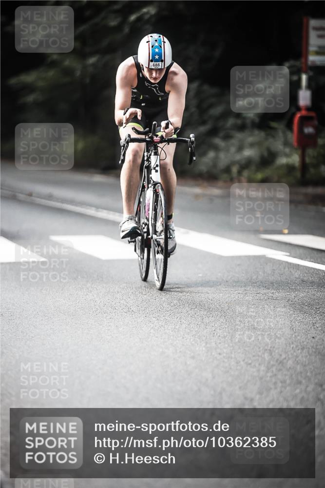 13.09.2026 - Stadtparktriathlon H.Heesch http://msf.ph/oto/10362385 13.09.2026 11:18:48 Radfahren 603, 688, 754 meine-sportfotos.de