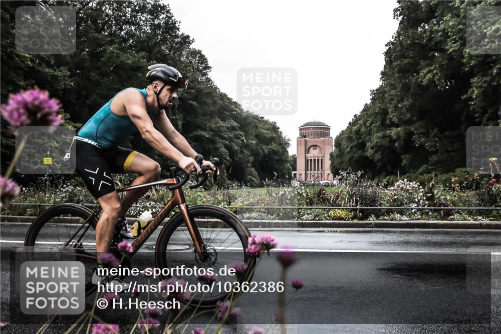 13.09.2026 - Stadtparktriathlon H.Heesch http://msf.ph/oto/10362386 13.09.2026 12:22:39 Radfahren 966, 983, 1040, 1068, 1140 meine-sportfotos.de
