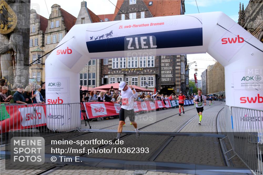 13.09.2026 - 21. swb-Marathon Bremen Tim E. http://msf.ph/oto/10362393 13.09.2026 13:00:03 Ziel 126, 277, 466, 807, 862, 1320, 1485, 1852, 4964, 5316, 5828, 6557, 8850 meine-sportfotos.de