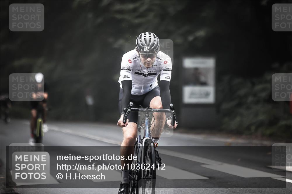 13.09.2026 - Stadtparktriathlon H.Heesch http://msf.ph/oto/10362412 13.09.2026 10:05:06 Radfahren 258, 311, 312 meine-sportfotos.de