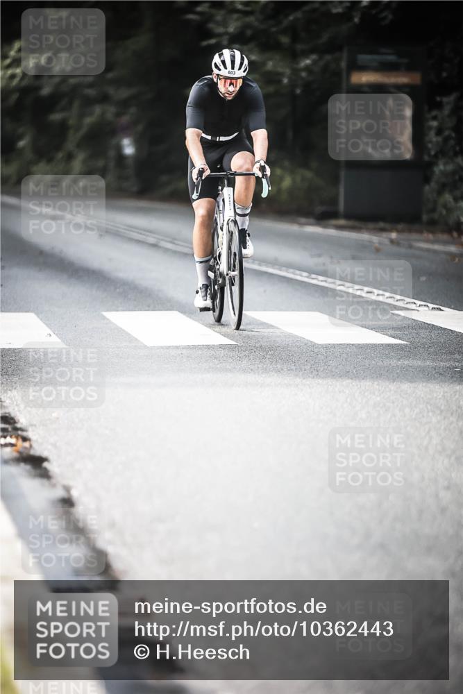 13.09.2026 - Stadtparktriathlon H.Heesch http://msf.ph/oto/10362443 13.09.2026 11:18:50 Radfahren 603, 685, 688 meine-sportfotos.de
