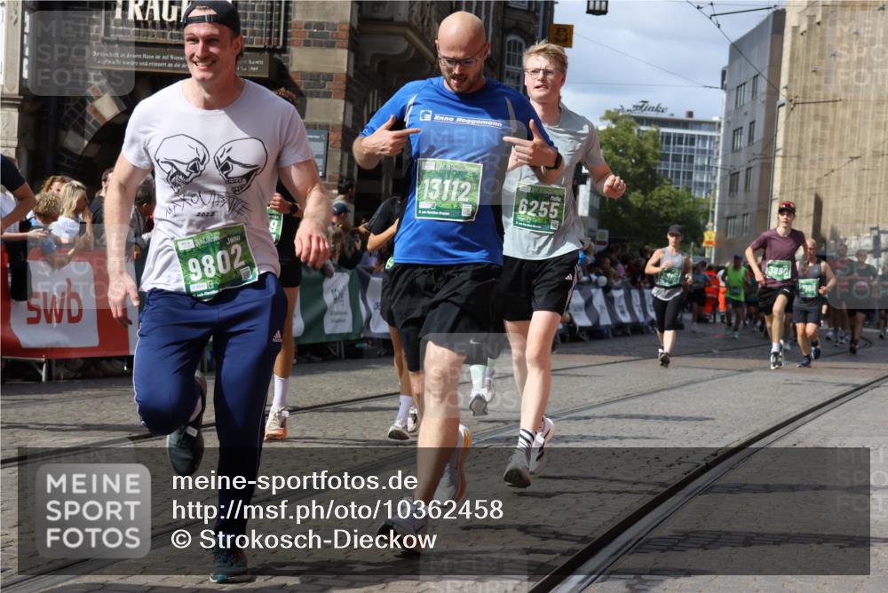 13.09.2026 - 21. swb-Marathon Bremen Strokosch-Dieckow http://msf.ph/oto/10362458 13.09.2026 13:34:26 Ziel 1364, 1656, 2355, 2464, 3162, 3389, 3522, 3632, 3790, 3984, 4613, 5265, 5341, 5489, 5563, 5768, 6090, 6151, 6350, 6405, 6509, 6623, 7047, 7113, 7303, 7431, 7897, 7988, 8025, 8641, 8870, 8910, 9100, 9905, 10058, 13118, 784, 809, 1395, 1871, 2215, 2831, 3029, 3052, 3058, 3318, 3388, 3409, 3765, 3890, 4537, 4616, 5378, 5488, 5694, 5760, 7168, 7833, 7962, 8182, 8381, 8453, 8552, 9751, 9788 meine-sportfotos.de