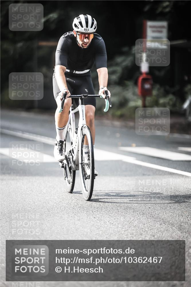 13.09.2026 - Stadtparktriathlon H.Heesch http://msf.ph/oto/10362467 13.09.2026 11:18:51 Radfahren 603, 685, 688, 694 meine-sportfotos.de