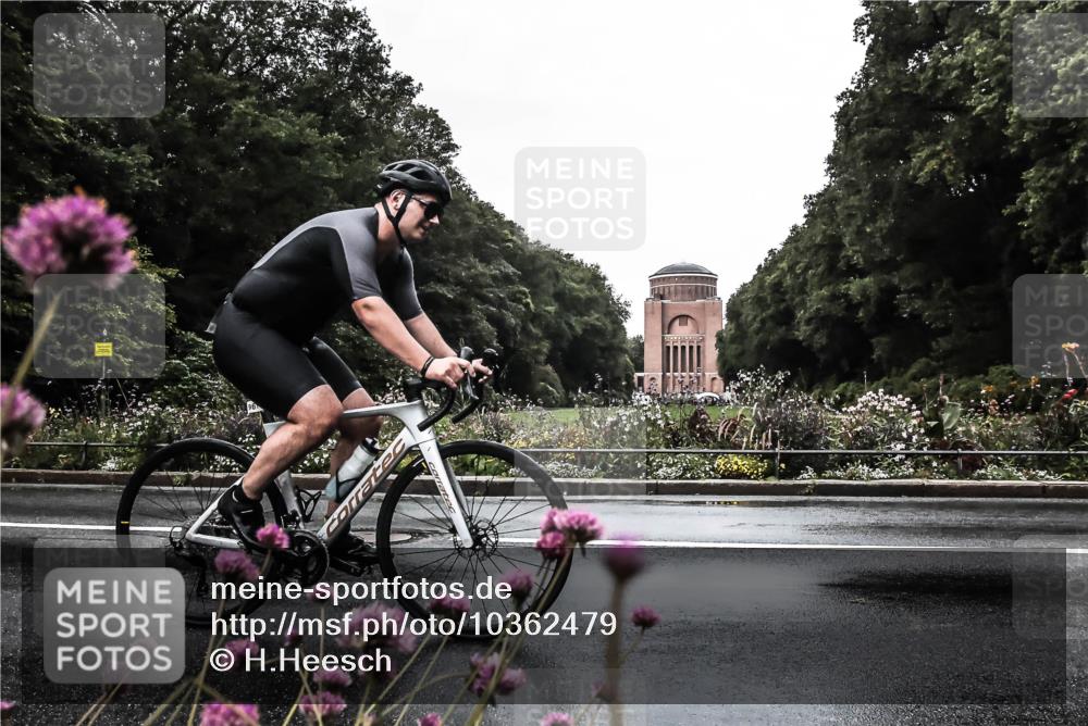 13.09.2026 - Stadtparktriathlon H.Heesch http://msf.ph/oto/10362479 13.09.2026 12:23:22 Radfahren 961 meine-sportfotos.de