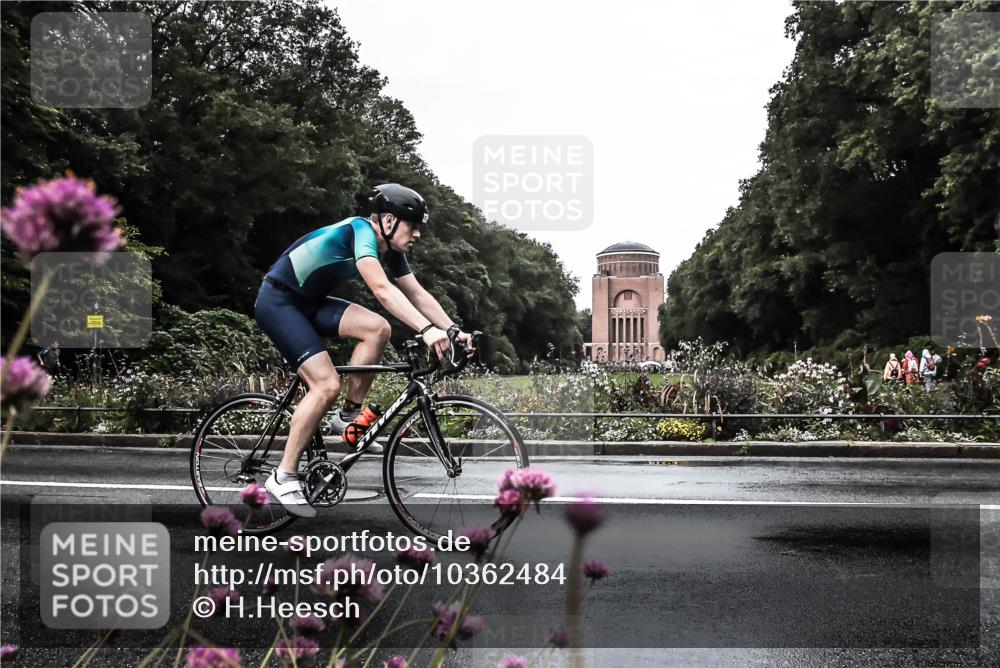 13.09.2026 - Stadtparktriathlon H.Heesch http://msf.ph/oto/10362484 13.09.2026 12:23:29 Radfahren 1022, 1079 meine-sportfotos.de