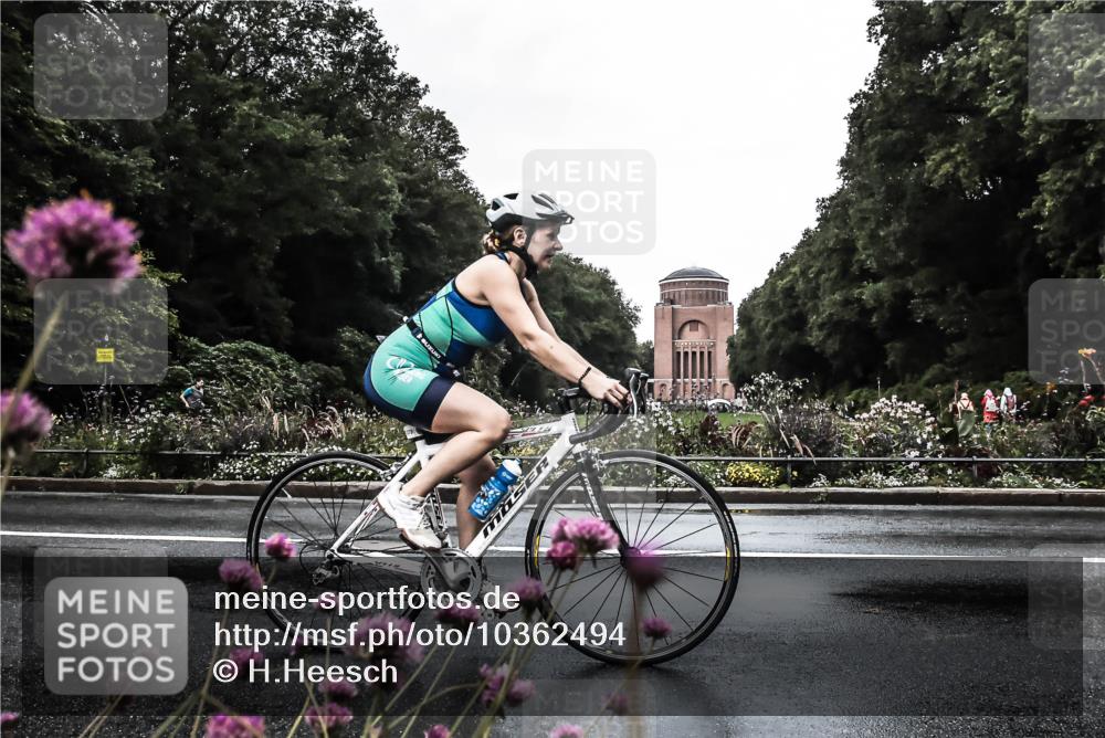 13.09.2026 - Stadtparktriathlon H.Heesch http://msf.ph/oto/10362494 13.09.2026 12:23:31 Radfahren 1022, 1079, 1094 meine-sportfotos.de