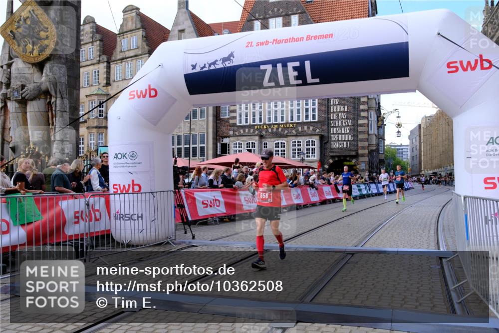 13.09.2026 - 21. swb-Marathon Bremen Tim E. http://msf.ph/oto/10362508 13.09.2026 13:00:06 Ziel 126, 277, 807, 1320, 1485, 1852, 4964, 5828, 6557, 8850, 9153 meine-sportfotos.de