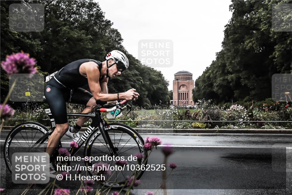 13.09.2026 - Stadtparktriathlon H.Heesch http://msf.ph/oto/10362525 13.09.2026 12:23:45 Radfahren 990, 1119 meine-sportfotos.de