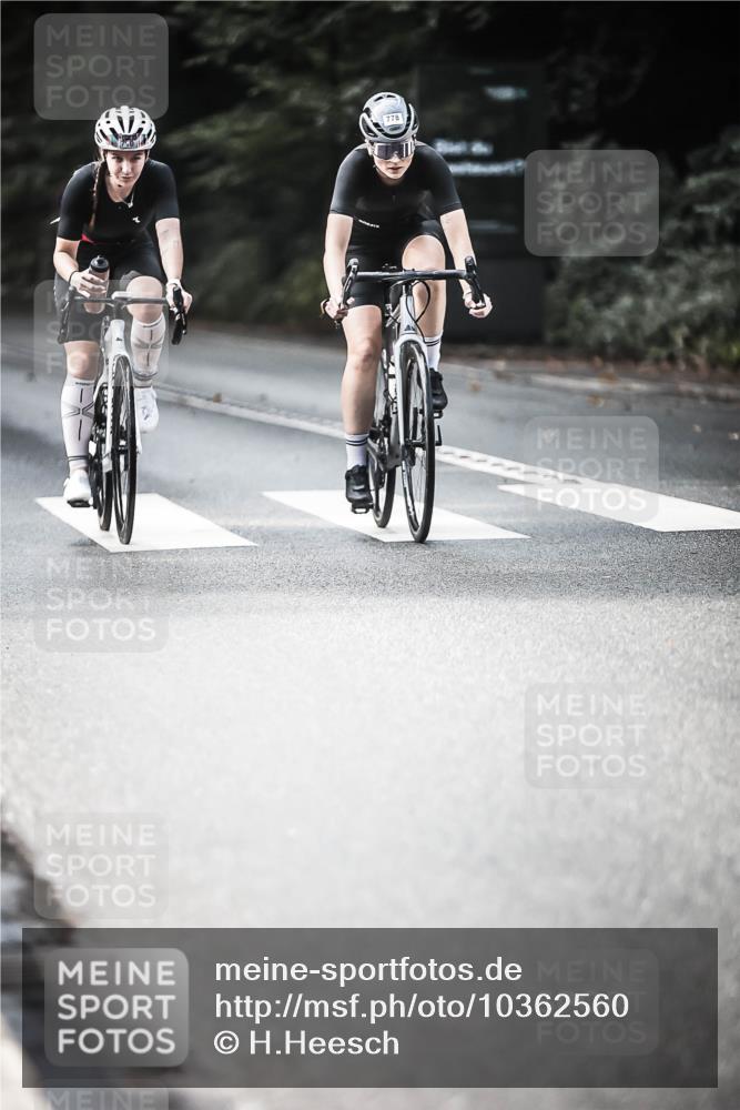 13.09.2026 - Stadtparktriathlon H.Heesch http://msf.ph/oto/10362560 13.09.2026 11:18:58 Radfahren 524, 685, 694, 710, 721, 726, 778 meine-sportfotos.de