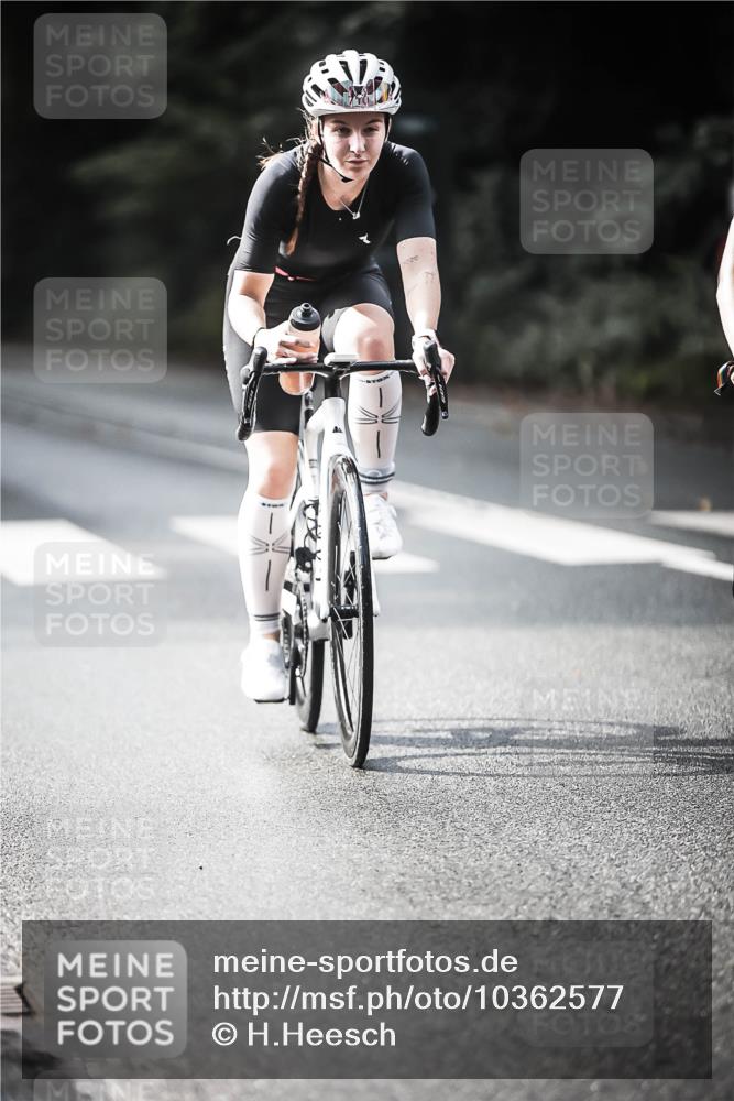 13.09.2026 - Stadtparktriathlon H.Heesch http://msf.ph/oto/10362577 13.09.2026 11:18:59 Radfahren 524, 685, 694, 710, 721, 726, 778, 817 meine-sportfotos.de