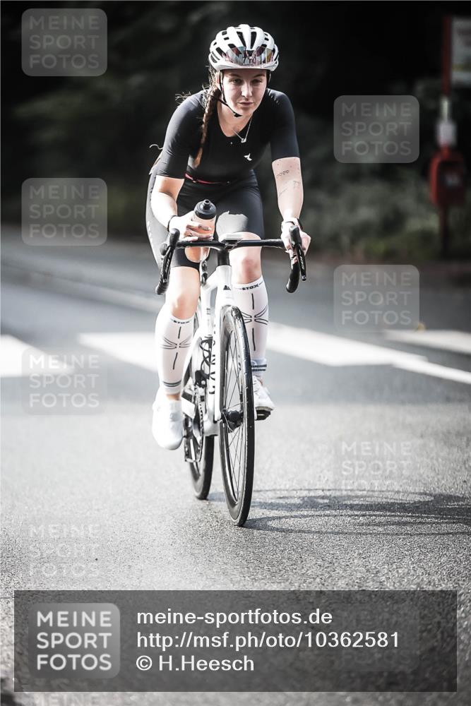13.09.2026 - Stadtparktriathlon H.Heesch http://msf.ph/oto/10362581 13.09.2026 11:18:59 Radfahren 524, 685, 694, 710, 721, 726, 778, 817 meine-sportfotos.de