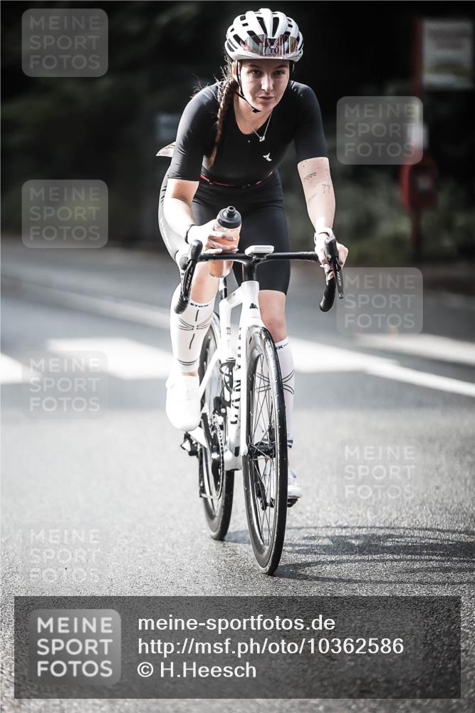 13.09.2026 - Stadtparktriathlon H.Heesch http://msf.ph/oto/10362586 13.09.2026 11:19:00 Radfahren 524, 685, 694, 710, 721, 726, 778, 817 meine-sportfotos.de