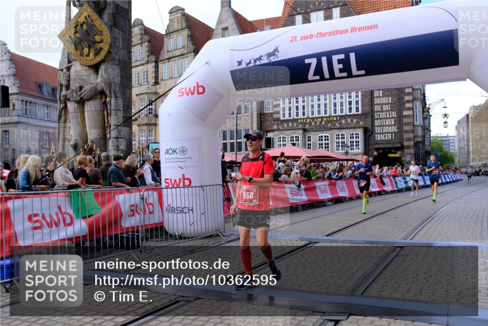 13.09.2026 - 21. swb-Marathon Bremen Tim E. http://msf.ph/oto/10362595 13.09.2026 13:00:07 Ziel 126, 277, 807, 1320, 1485, 1852, 6557, 8850, 9153 meine-sportfotos.de
