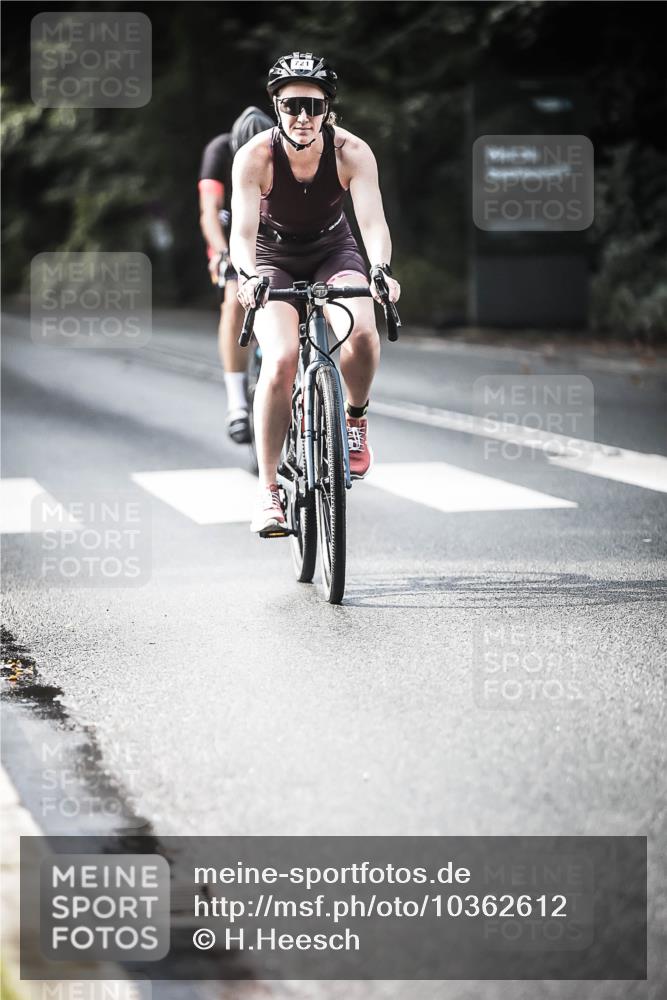 13.09.2026 - Stadtparktriathlon H.Heesch http://msf.ph/oto/10362612 13.09.2026 11:19:01 Radfahren 524, 685, 694, 710, 721, 726, 778, 817 meine-sportfotos.de