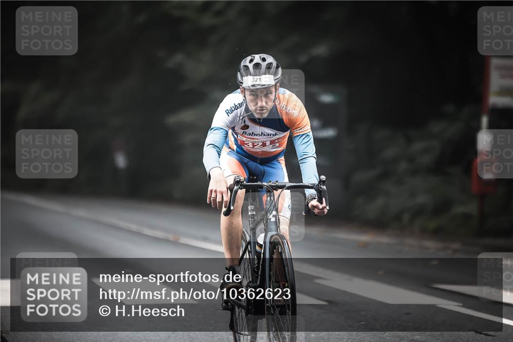 13.09.2026 - Stadtparktriathlon H.Heesch http://msf.ph/oto/10362623 13.09.2026 10:05:41 Radfahren 321 meine-sportfotos.de