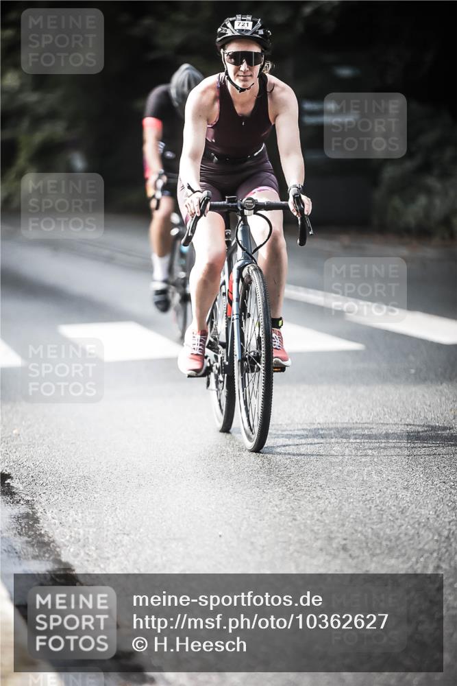 13.09.2026 - Stadtparktriathlon H.Heesch http://msf.ph/oto/10362627 13.09.2026 11:19:01 Radfahren 524, 685, 694, 710, 721, 726, 778, 817 meine-sportfotos.de