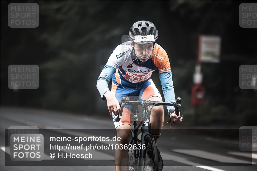13.09.2026 - Stadtparktriathlon H.Heesch http://msf.ph/oto/10362636 13.09.2026 10:05:41 Radfahren 321 meine-sportfotos.de